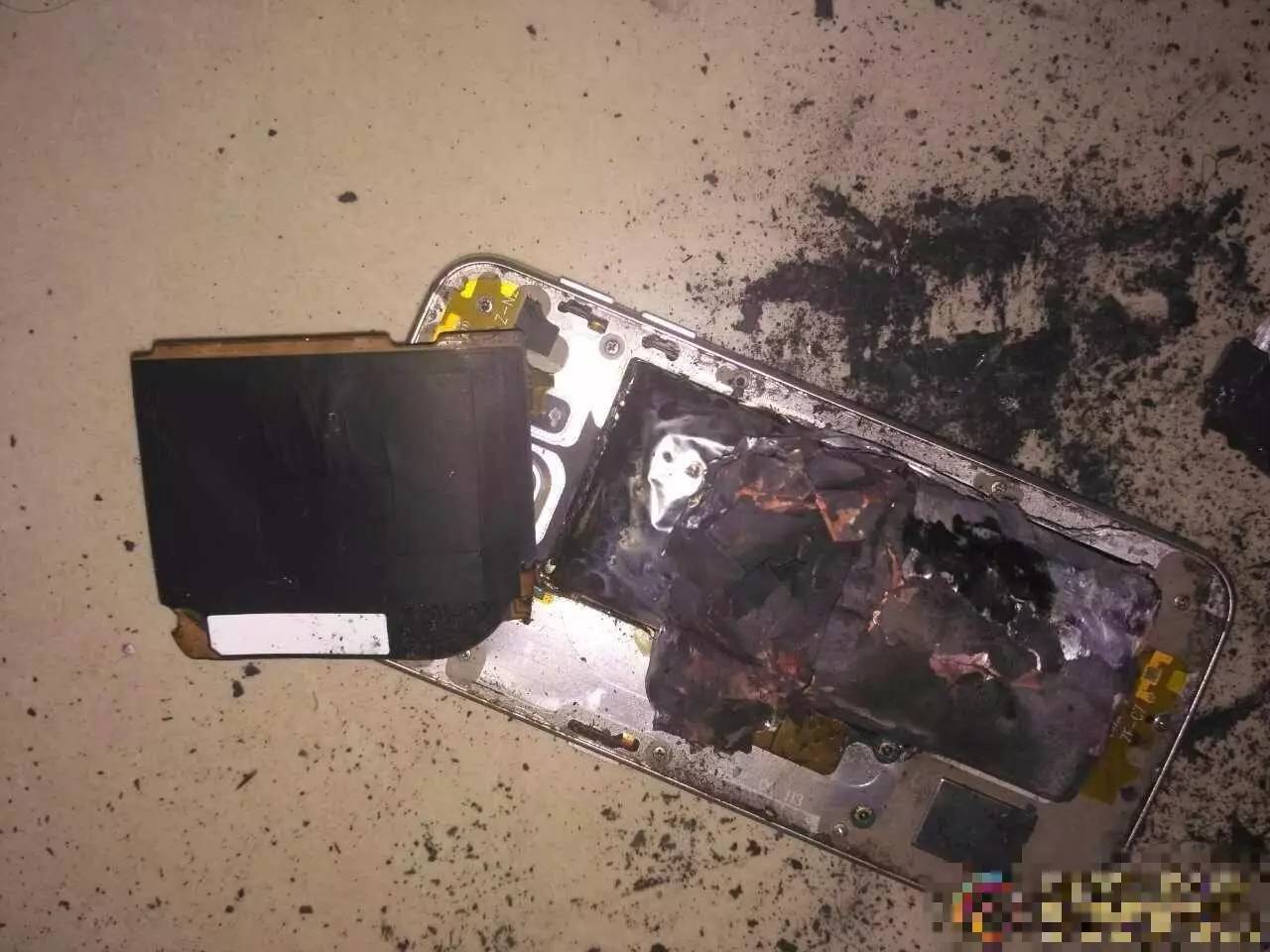 手机爆炸新闻素材视频集锦2024今天刚刚发生的新闻事件简短-第2张图片-太平洋在线下载